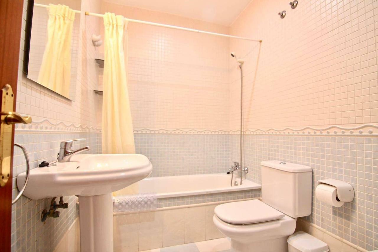 Apartamento Patio Junto A La Playa Кадис Екстериор снимка