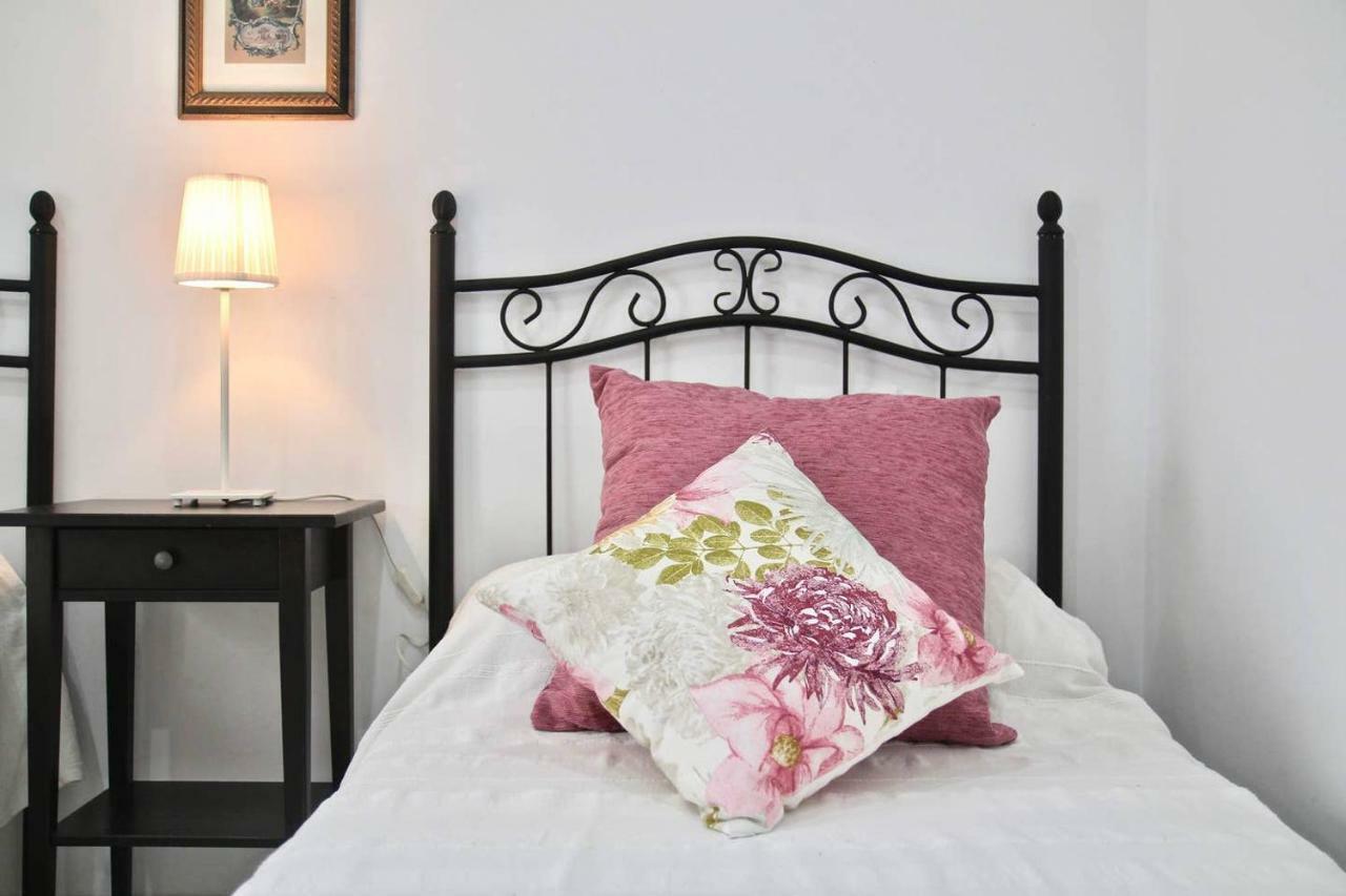 Apartamento Patio Junto A La Playa Кадис Екстериор снимка
